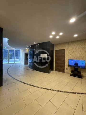 エントランス　AFFLUENCE難波　ロビー