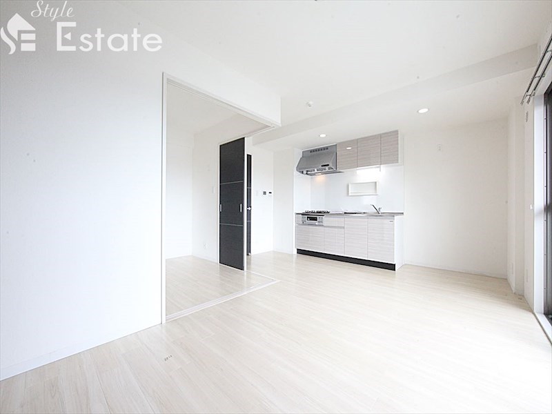 居室・リビング　内装