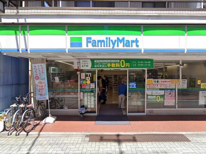 コンビニ　ファミリーマート塚本西荻南店（コンビニ）まで110m