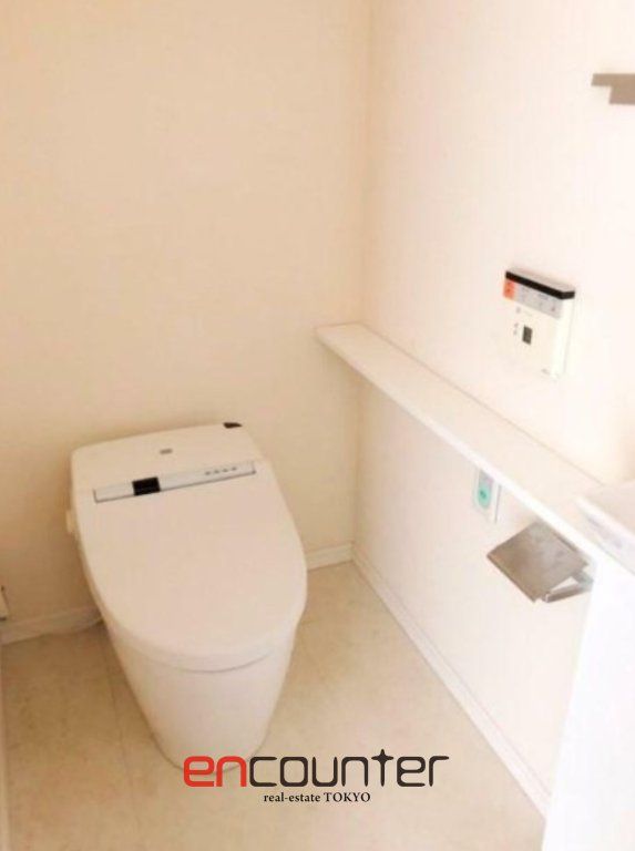 トイレ　※同マンション別室参考写真