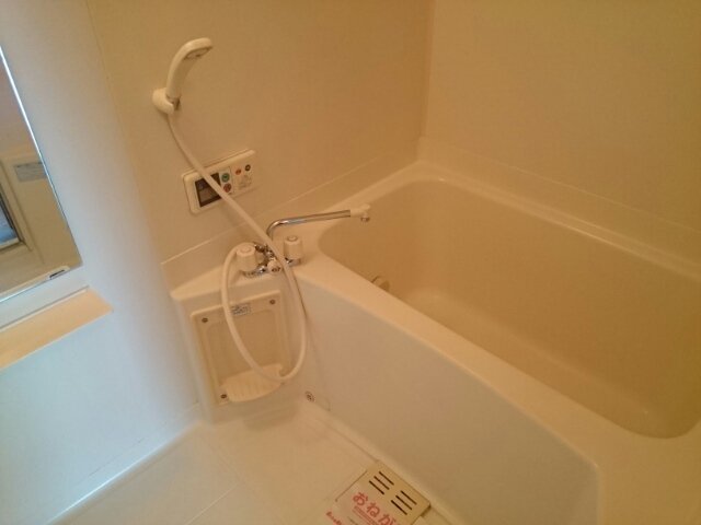 バス・シャワールーム　お風呂です