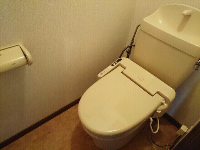 トイレ　シンプルで使いやすいトイレです