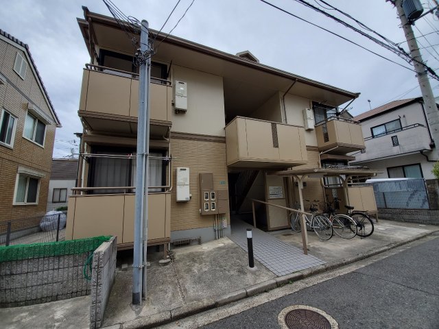 建物外観　敷地内に駐輪場があります！