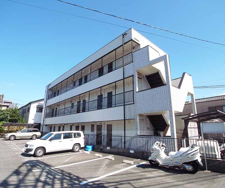 建物外観　桃山近くのマンションです。