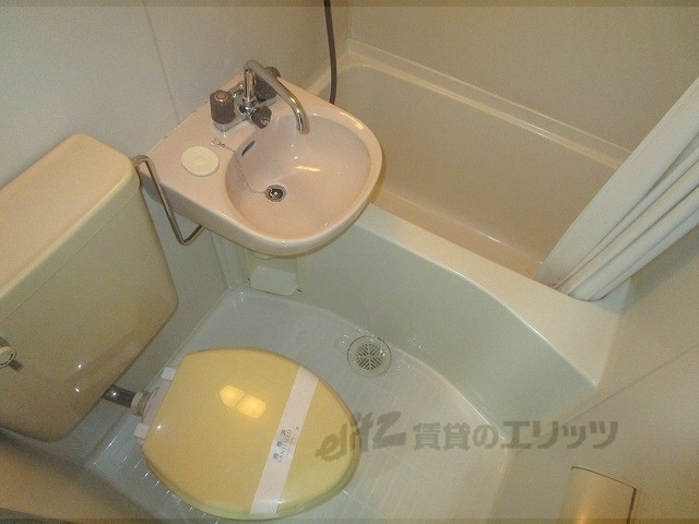 バス・シャワールーム　ユニットバス