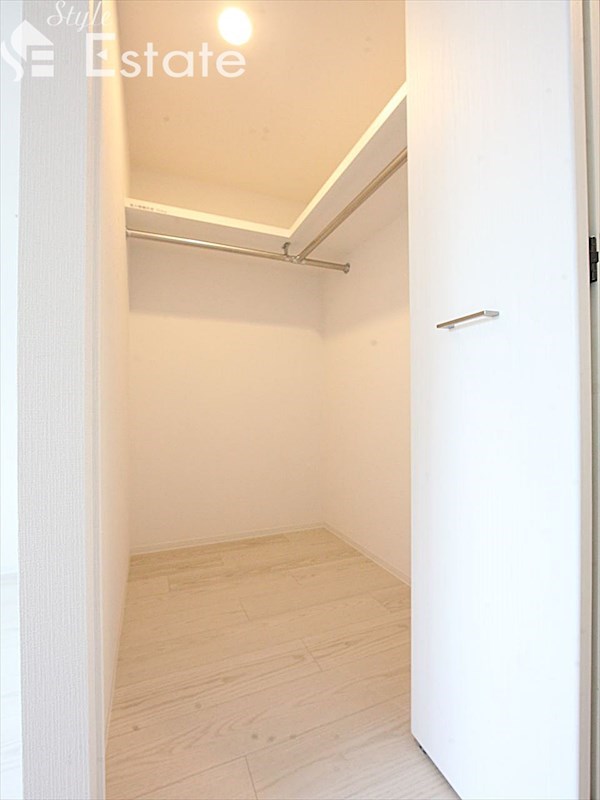 収納　クローゼット