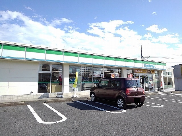 コンビニ　ファミリーマート那須塩原新緑町（コンビニ）まで400m