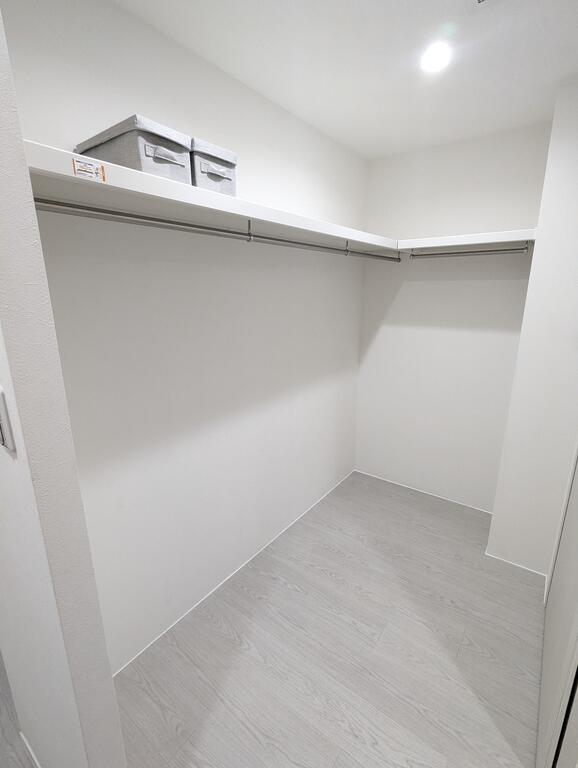 収納　ウォークインクローゼット