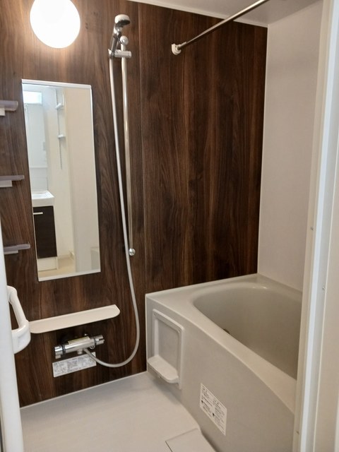 バス・シャワールーム