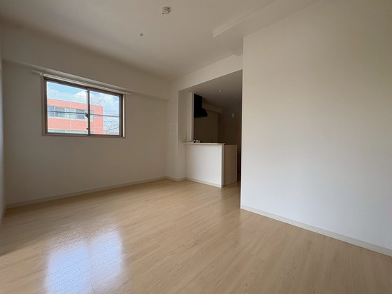 居室・リビング　※別部屋の写真です