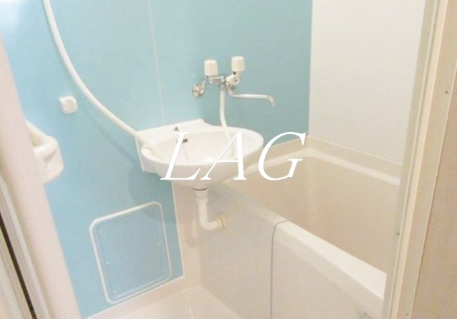 バス・シャワールーム　お風呂です。