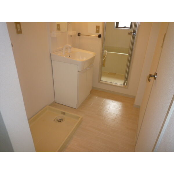 洗面設備　独立洗面化粧台付き☆