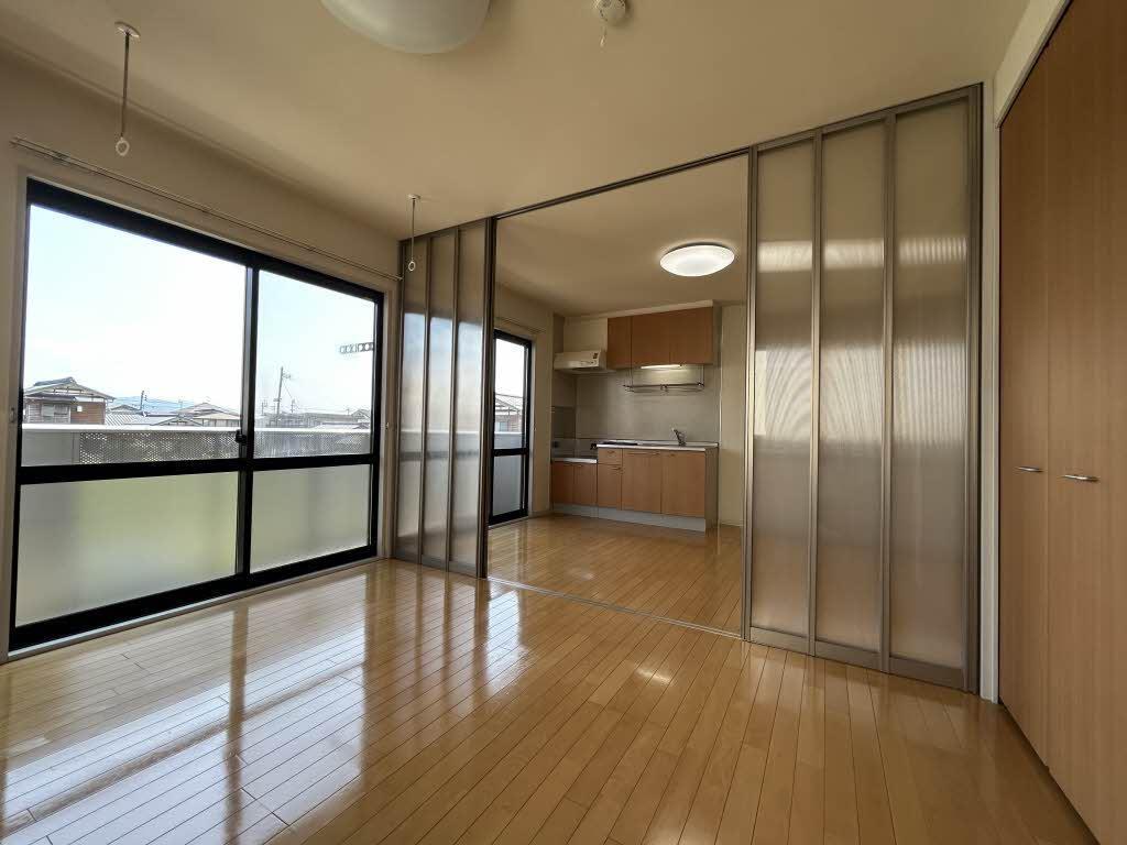 バルコニー　別部屋写真です