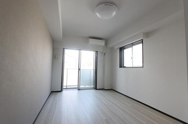 居室・リビング　※同タイプ別部屋写真