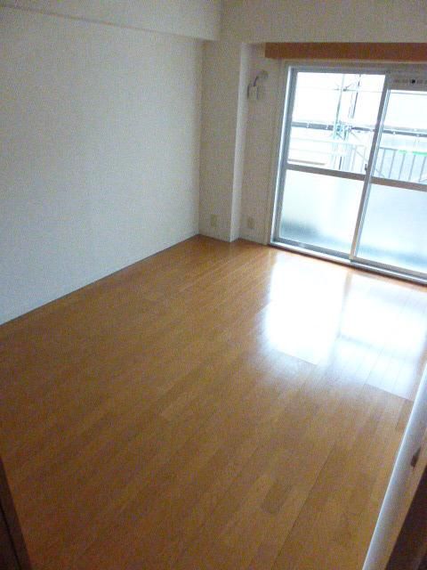 その他部屋・スペース　★明るい洋室です★