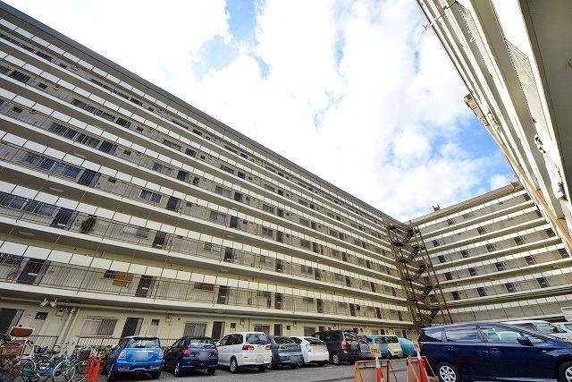 建物外観　★国領駅徒歩3分の便利な立地・ＲＣ造マンションです★