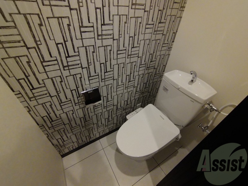 トイレ　ウォシュレット機能がついたトイレ。安心して使用できますね。