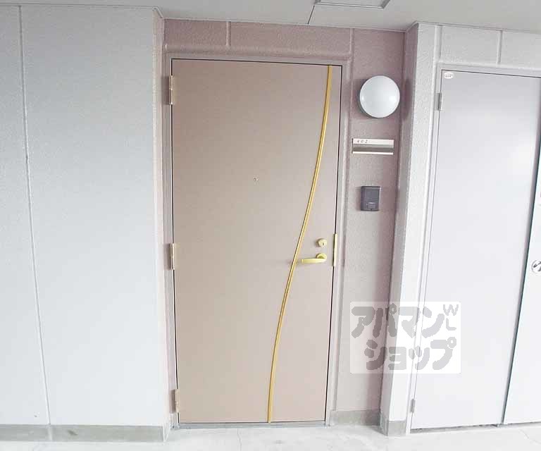 その他設備　玄関ドアです