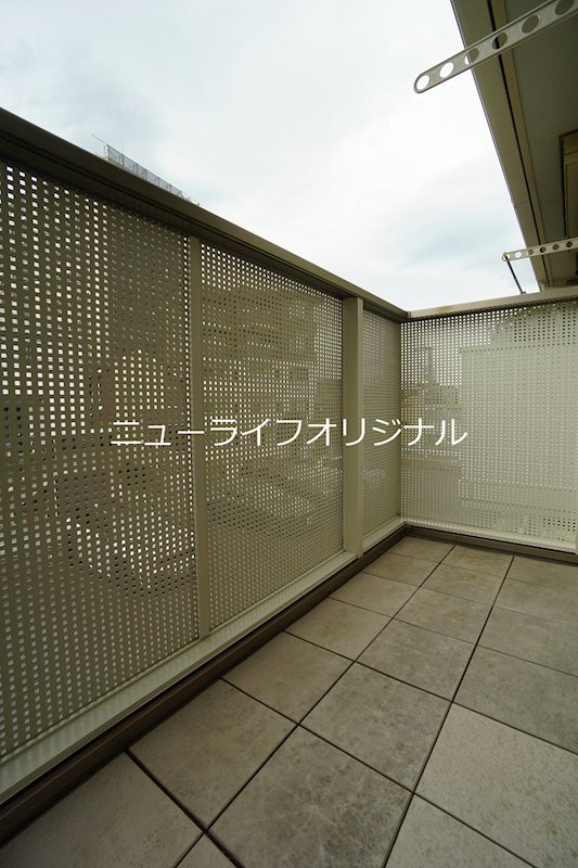 バルコニー　南西向きのベランダ