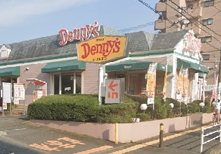 その他　デニーズ　六会店（その他）まで450m