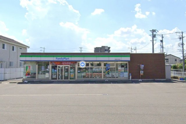 コンビニ　ファミリーマート　瑞穂野白新田店（コンビニ）まで900m