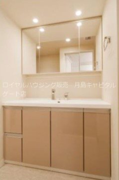 洗面設備　※別号室の参考写真です。