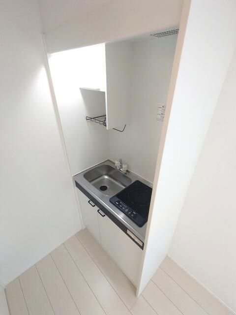 キッチン　※別部屋参考写真