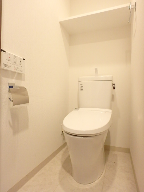 トイレ　トイレもきれいです