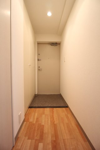 玄関　※参考写真