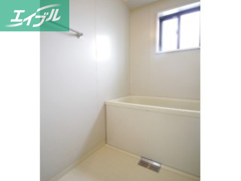 バス・シャワールーム　バスルーム