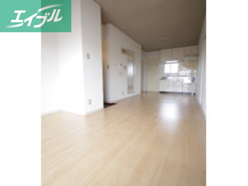 居室・リビング　リビング