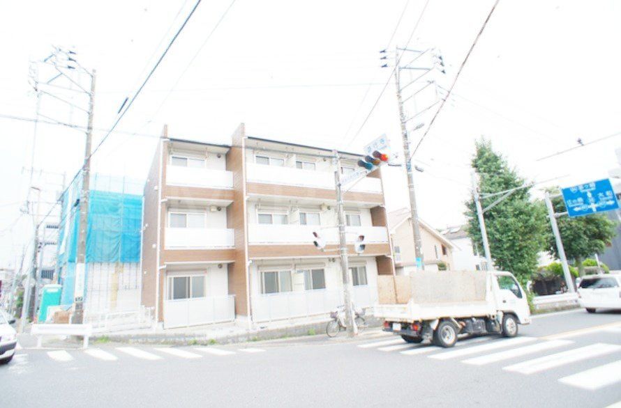 エントランス　外観