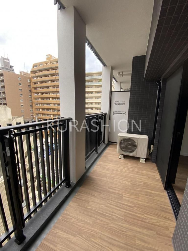 バルコニー　バルコニー