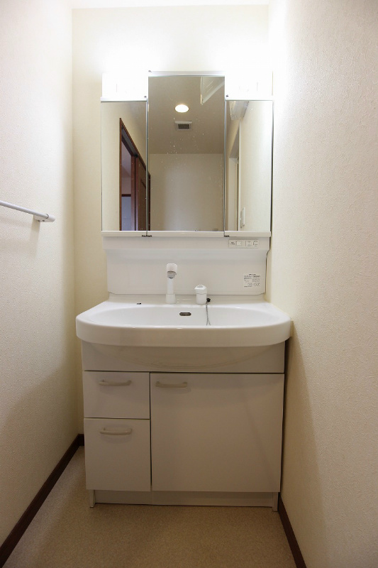 洗面設備　シャンプードレッサー