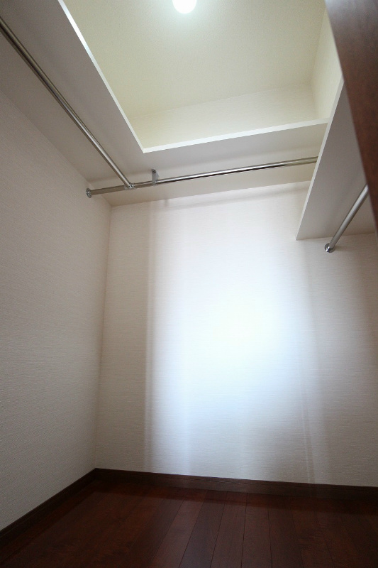 収納　ウォークインクローゼット