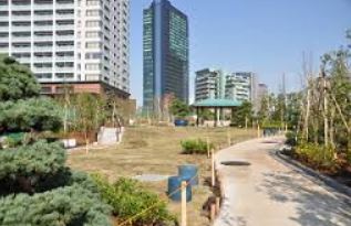 公園　目黒天空庭園（公園）まで262m