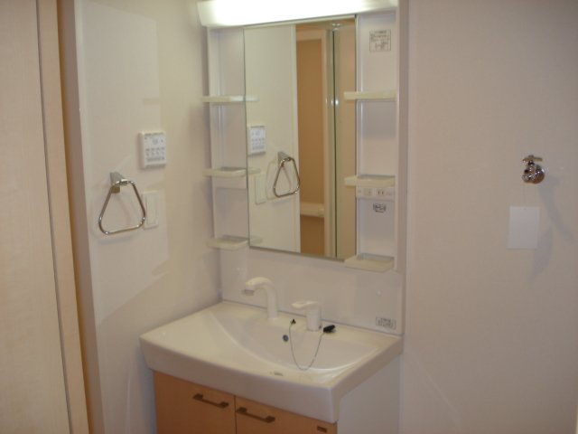 洗面設備　洗髪洗面化粧台