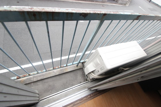 バルコニー　※別号室の写真です。