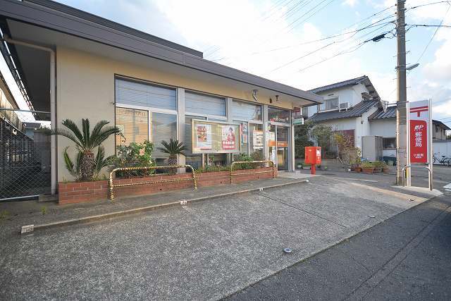 郵便局　貫郵便局（郵便局）まで450m