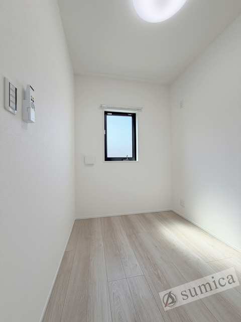 その他　ワンちゃん猫ちゃんも嬉しい明るいお部屋です