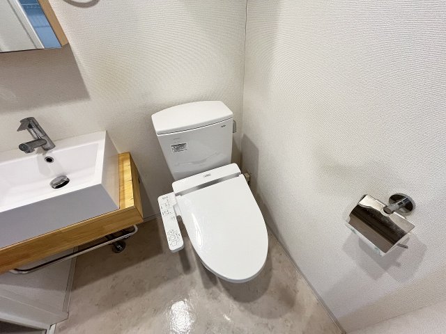 トイレ　コンパクトで使いやすいトイレです