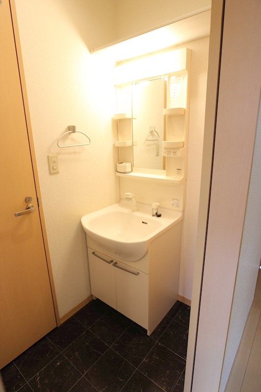 洗面設備　シャンプードレッサータイプ！