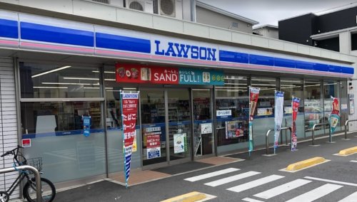 コンビニ　ローソン 北区金城町店（コンビニ）まで739m