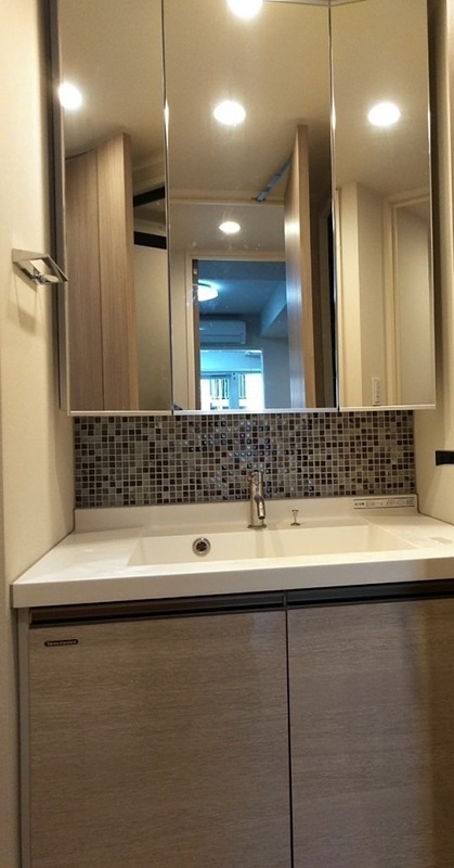 洗面設備　※同仕様写真含む