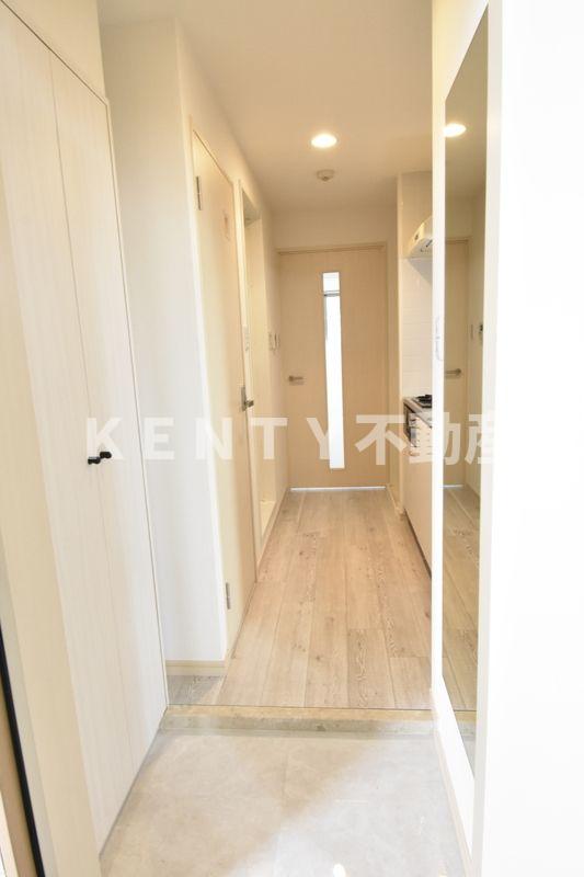 玄関　収納もある玄関です