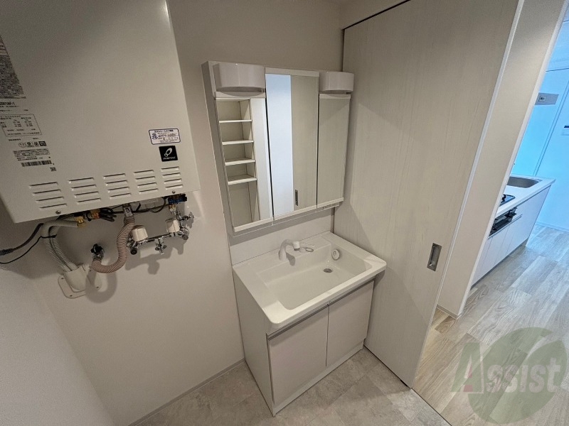 洗面設備　シャンプードレッサーで身支度もラクラクです！