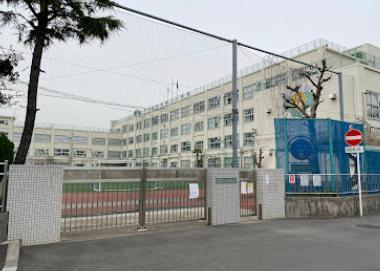小学校　足立区立西新井第一小学校（小学校）まで600m
