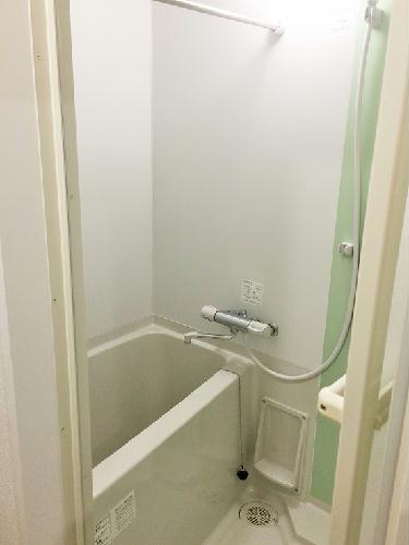 バス・シャワールーム　バストイレ別、浴室換気乾燥機付き