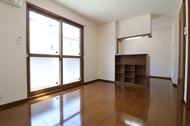 居室・リビング　リビング