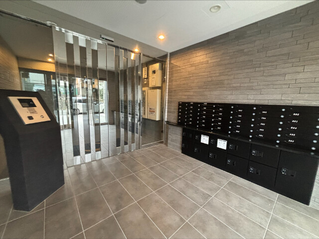 エントランス　エントランス